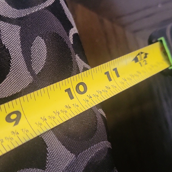 Coach Purse - Picture 6 of 7